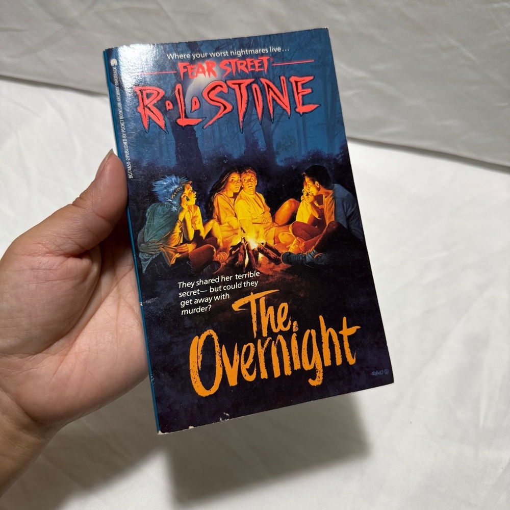 Fear Street series No.3 Overnight by R. L. Stine 1st Edition 1989 paperback - Picture 3 of 6